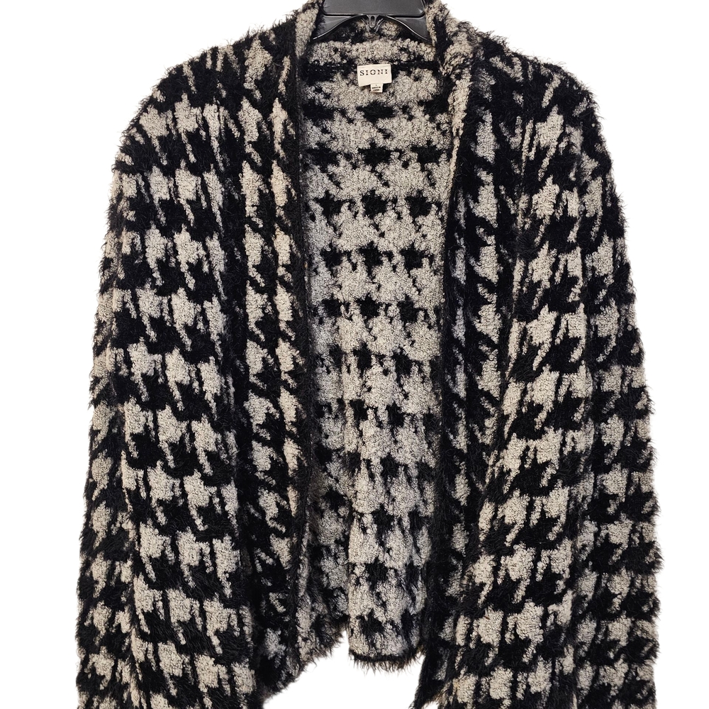 Sioni Black and White Women's Sweater L